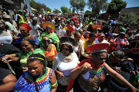  The Queen's Plate: A Culinary Celebration of South Africa's Diverse Heritage and Racing Spirit